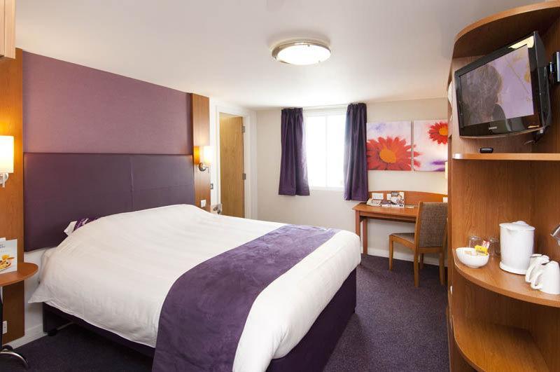 Premier Inn Greenock Buitenkant foto