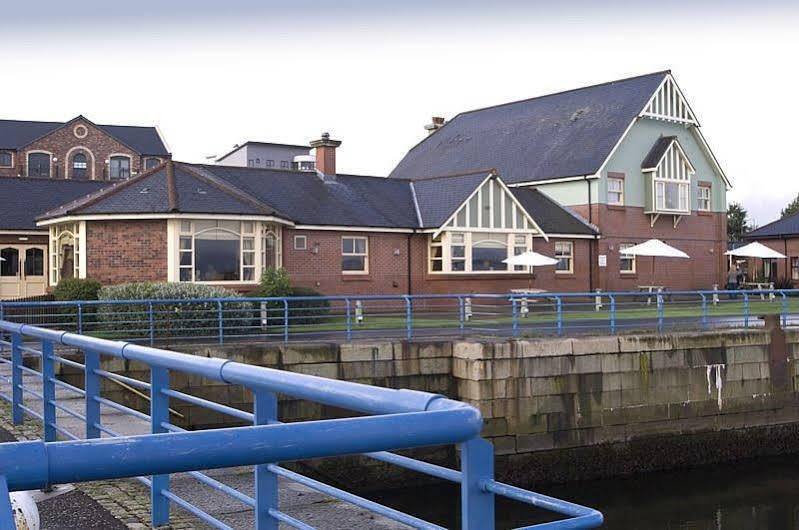 Premier Inn Greenock Buitenkant foto